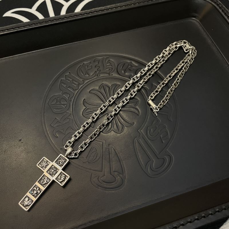 Ch*0me He**ts necklaces